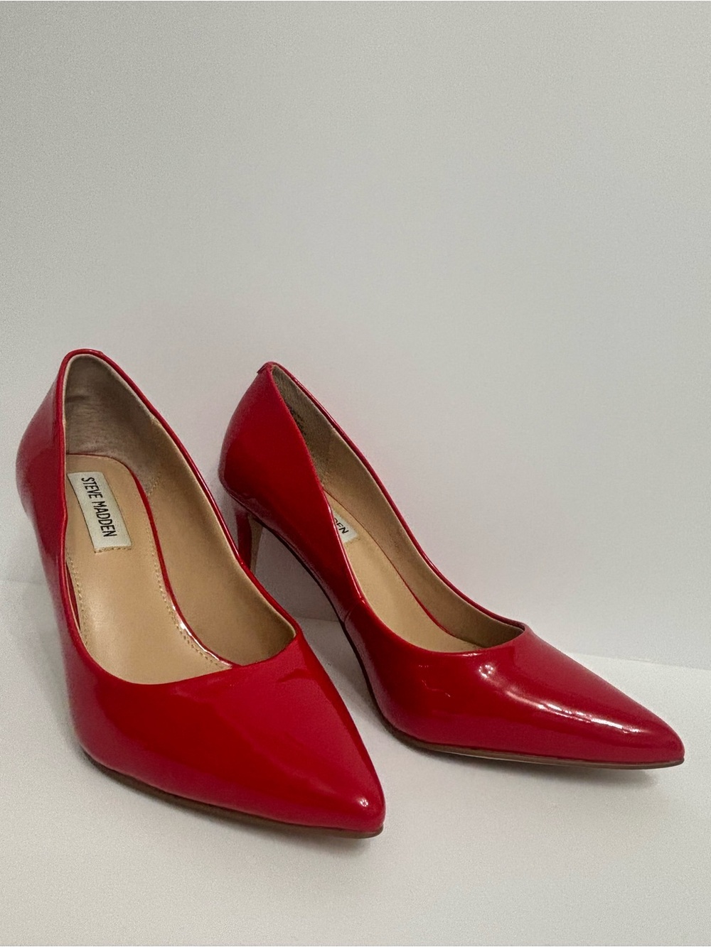 Steve Madden Red Patent Pointed-Toe Stiletto Pumps Size 7 - Picture 4 of 12